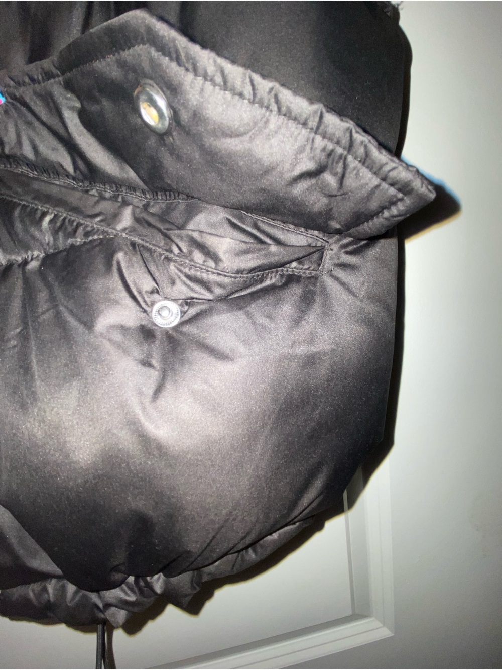H&M Black Puffer Vest - Picture 3 of 5